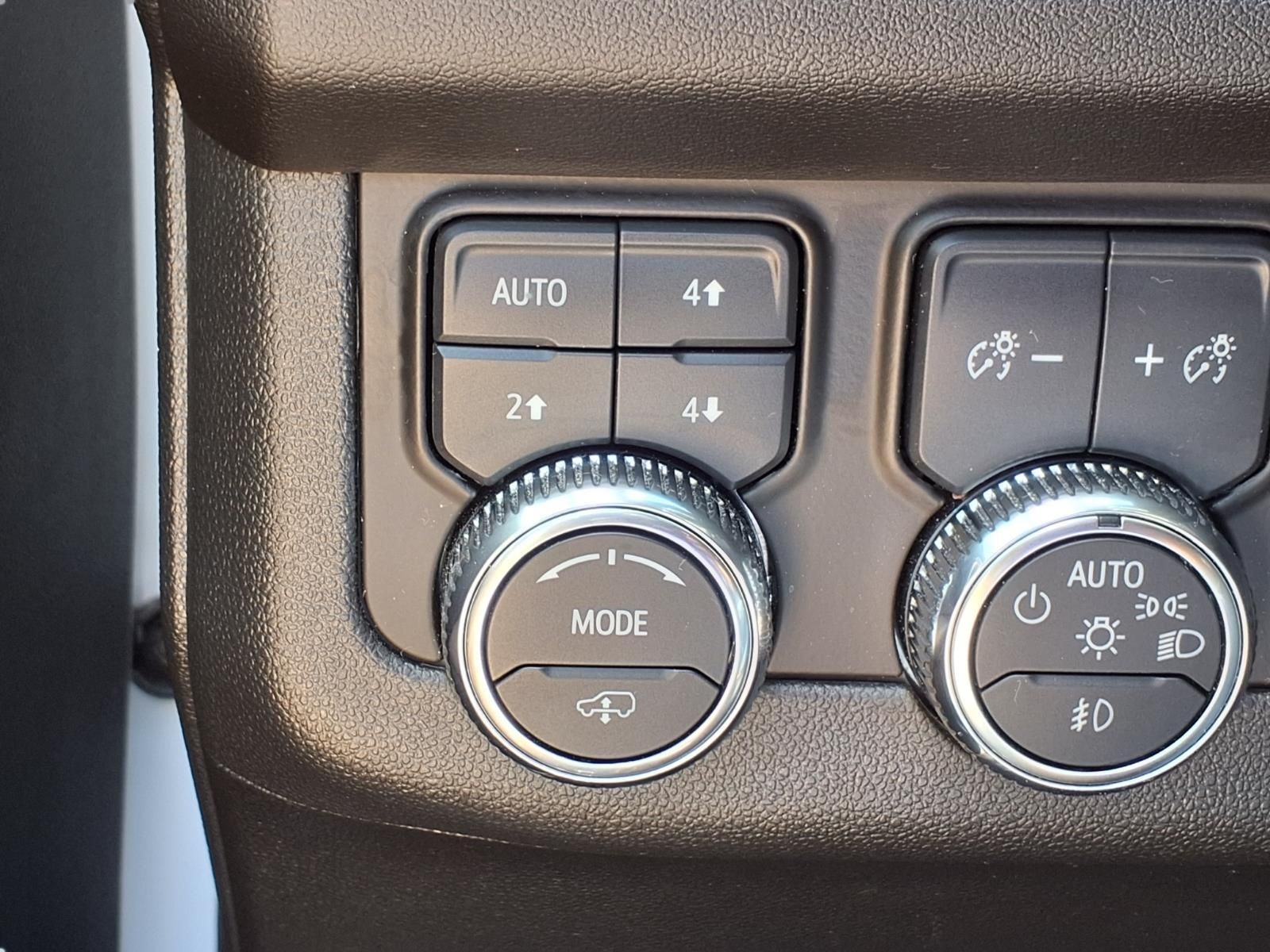 2024 GMC Yukon XL AT4 White at Big Star Buick GMC