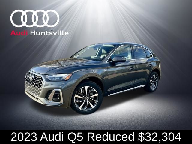 Daytona Gray Pearl Effect 2023 Audi Q5 quattro Premium Plus S Line 45 TFSI SUV / Crossover All-Wheel Drive 7-Speed Automatic