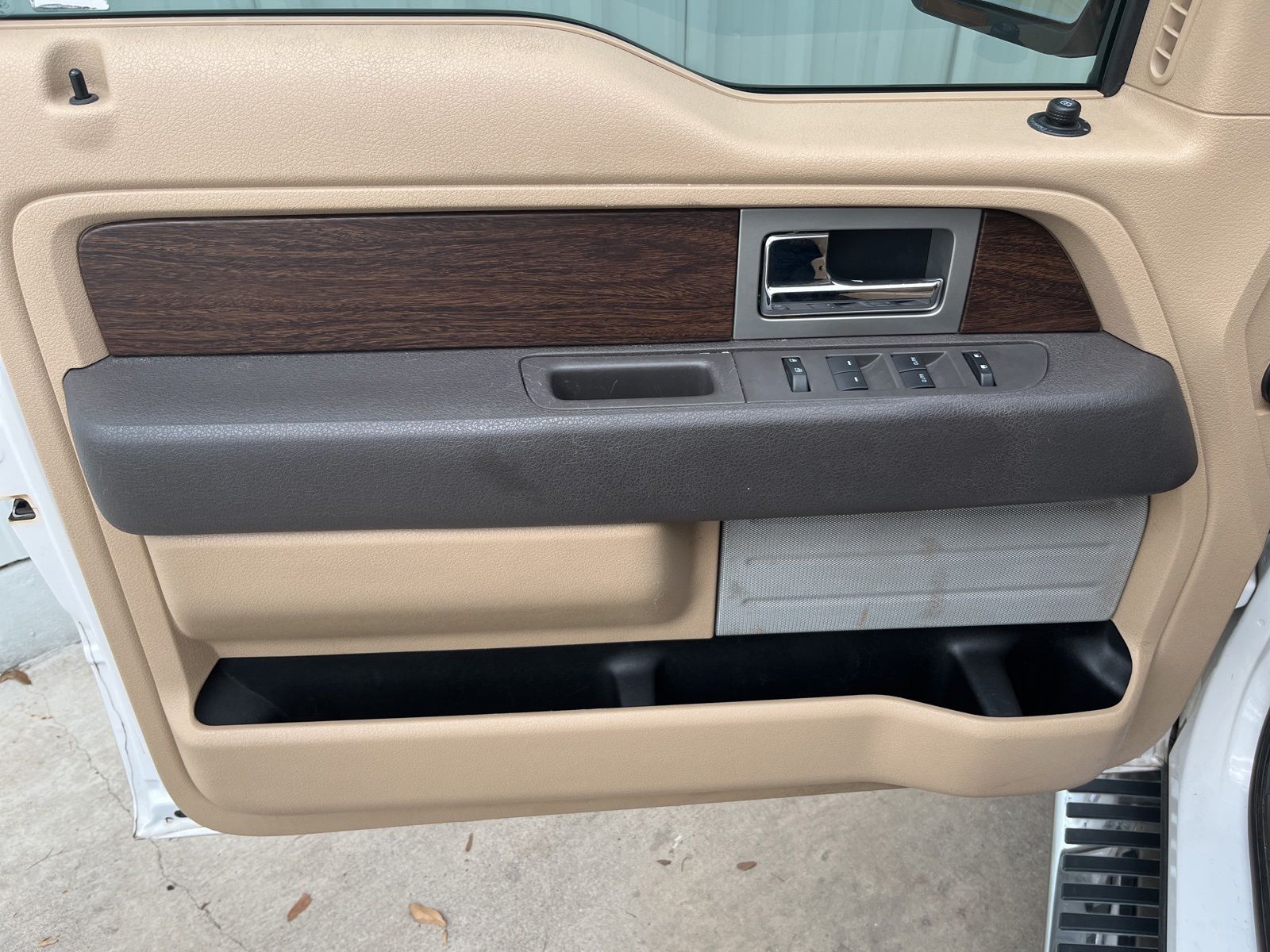 Used Car 2013 Ford F-150  Lariat For Sale Under $20,000 In Austin, Texas