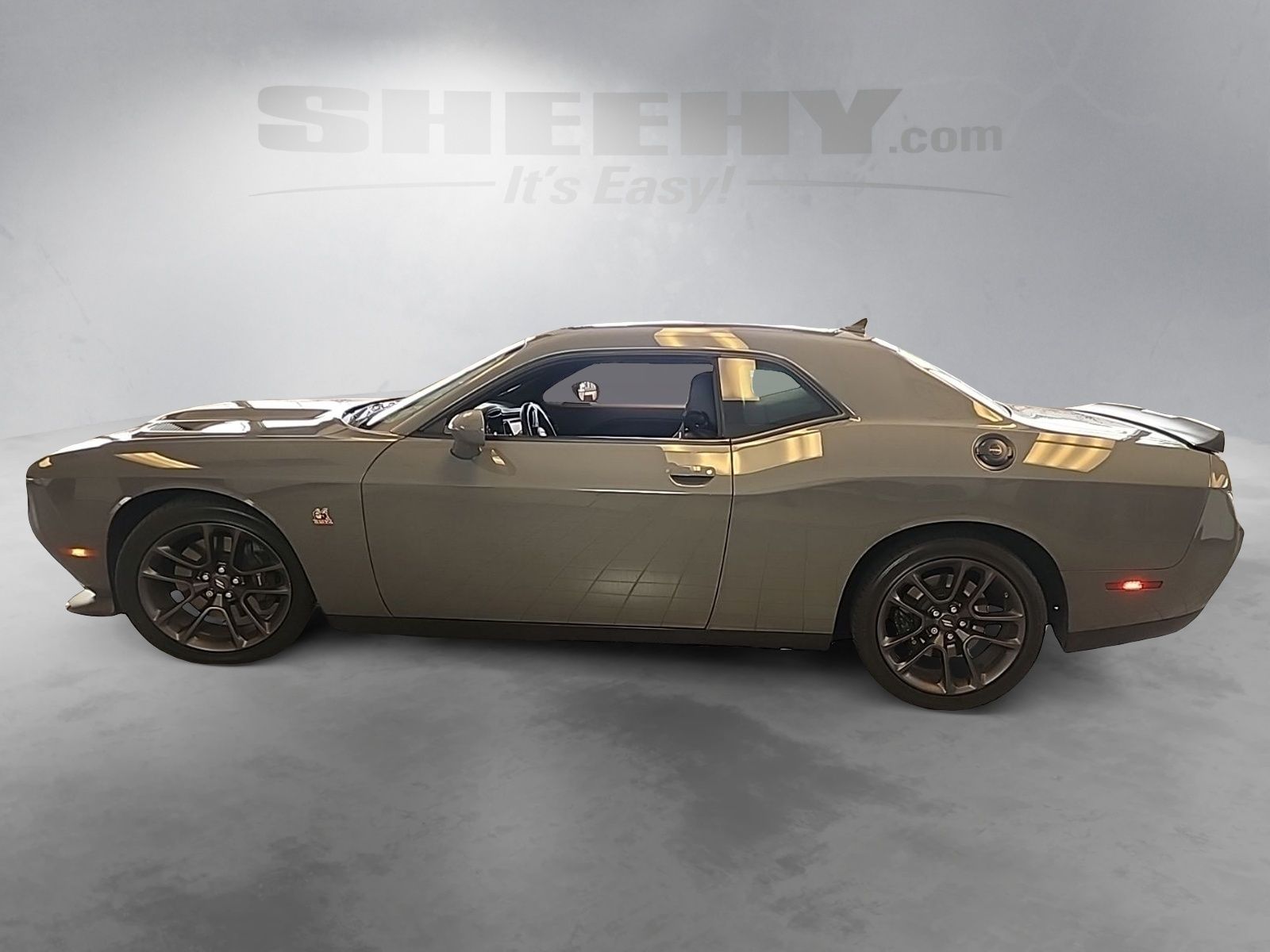 Used 2023 Destroyer Gray Clearcoat Dodge R/T Scat Pack image 14