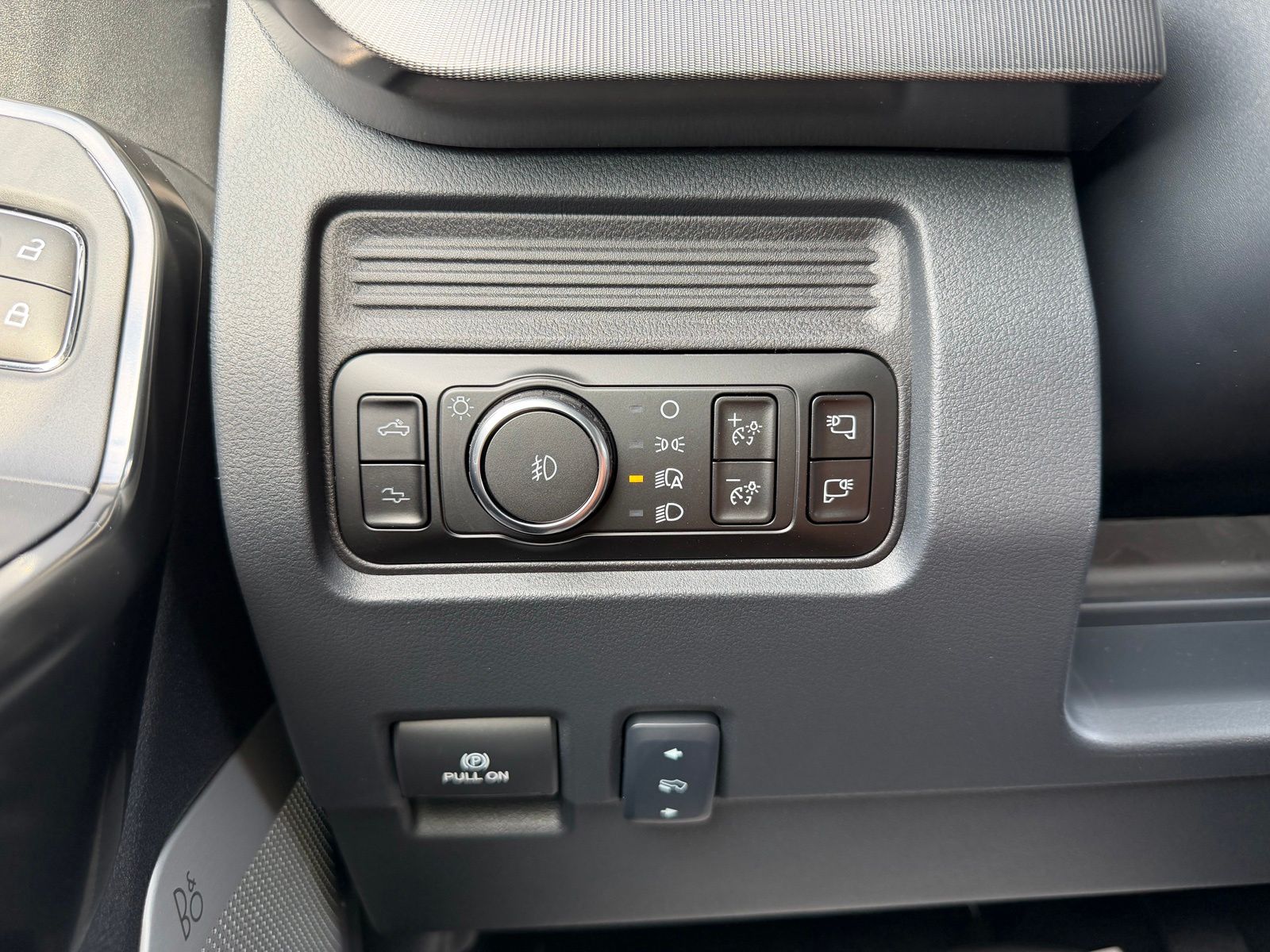 2026 Ford F-250SD image 24