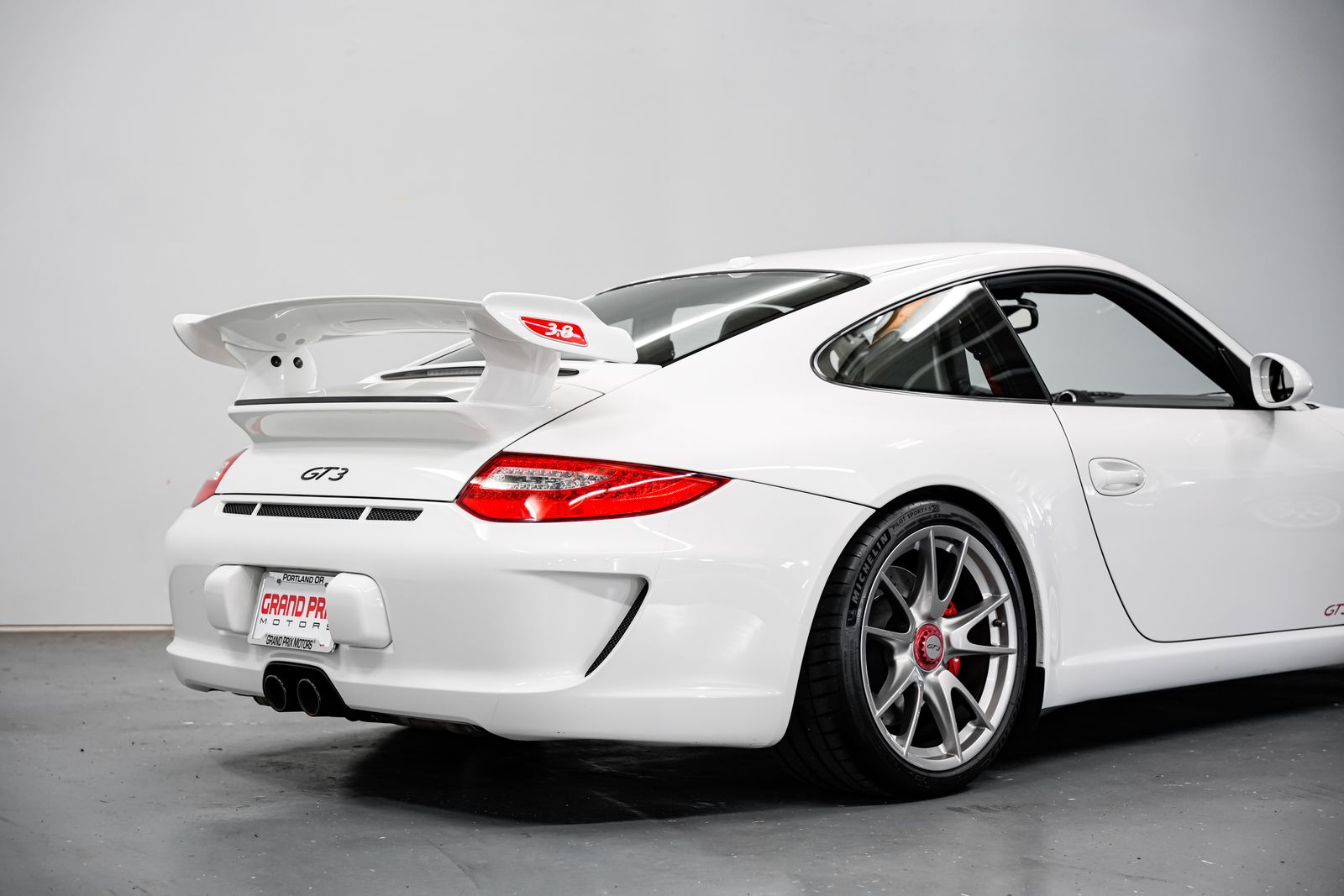2010 Porsche 911 GT3 — photo 34