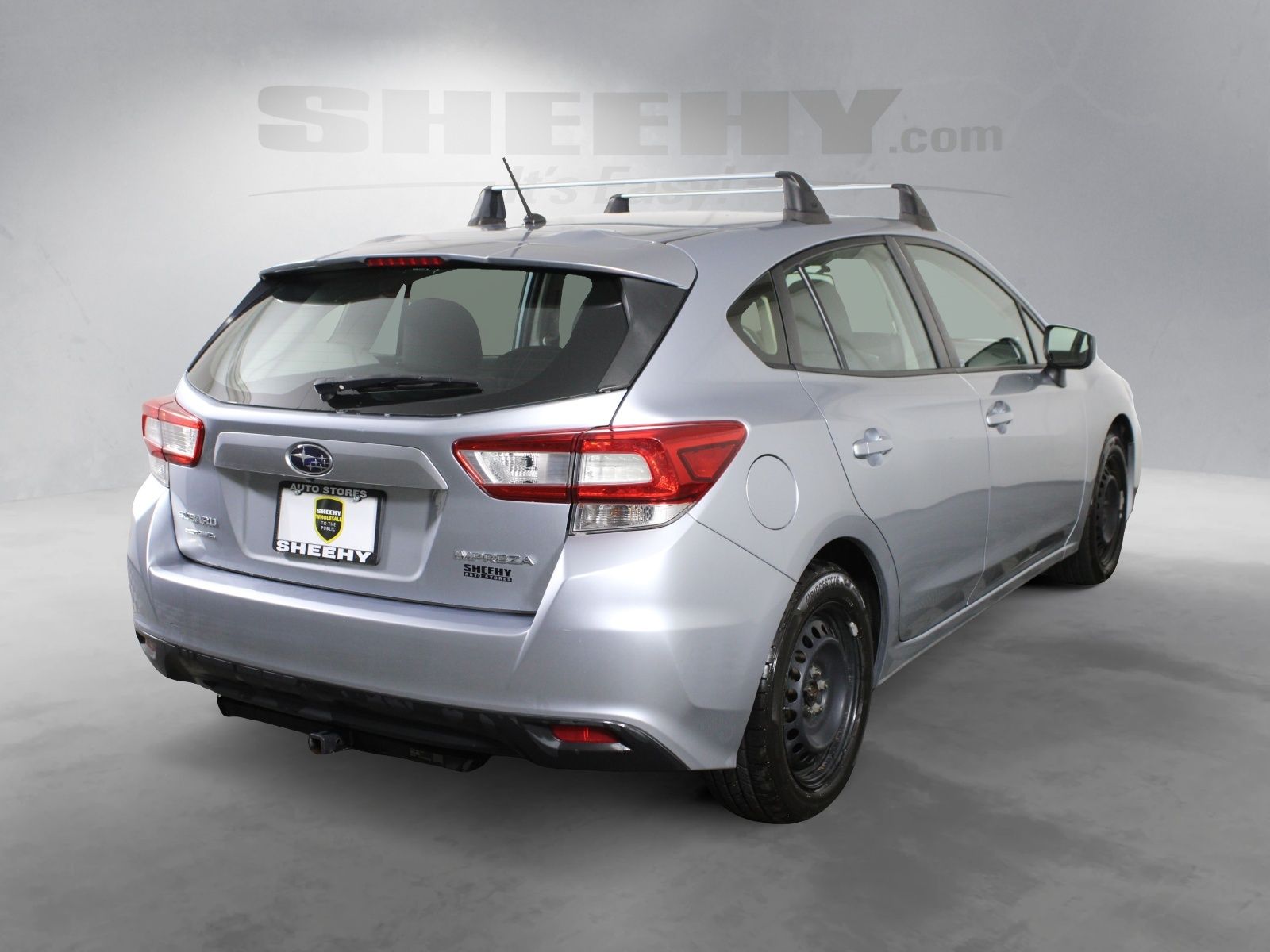 Used 2019 Silver Subaru 2.0i image 5