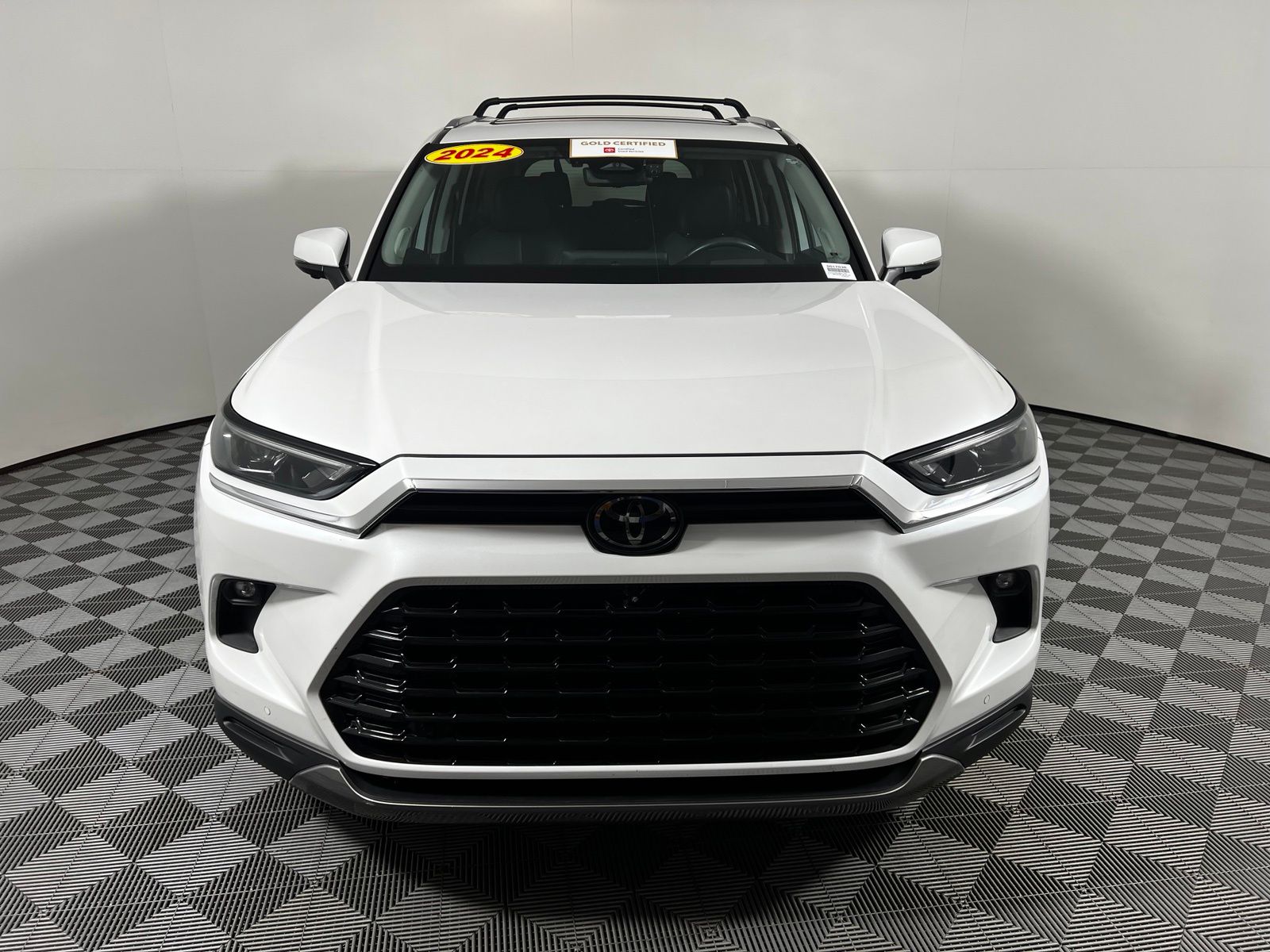 Thumbnail: 2024 Toyota Grand Highlander - 2