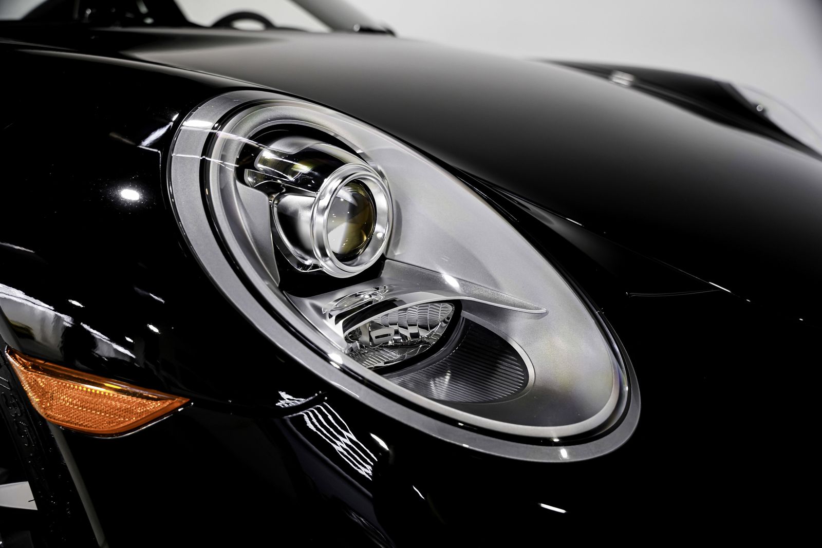 2014 Porsche 911 Carrera S — photo 37