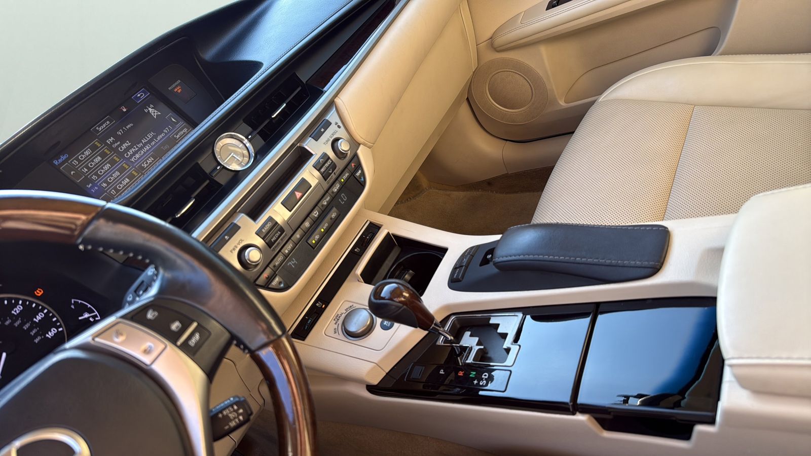Used Car 2015 Lexus Es  350 For Sale Under $20,000 In Austin, Texas