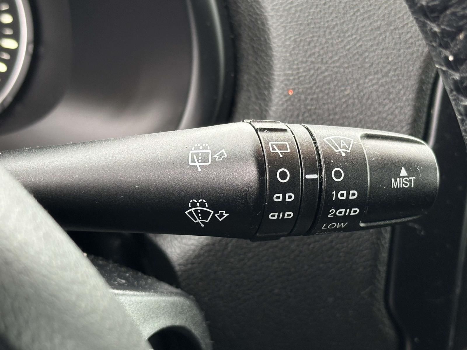 Used 2016 Silver Jeep Latitude image 30