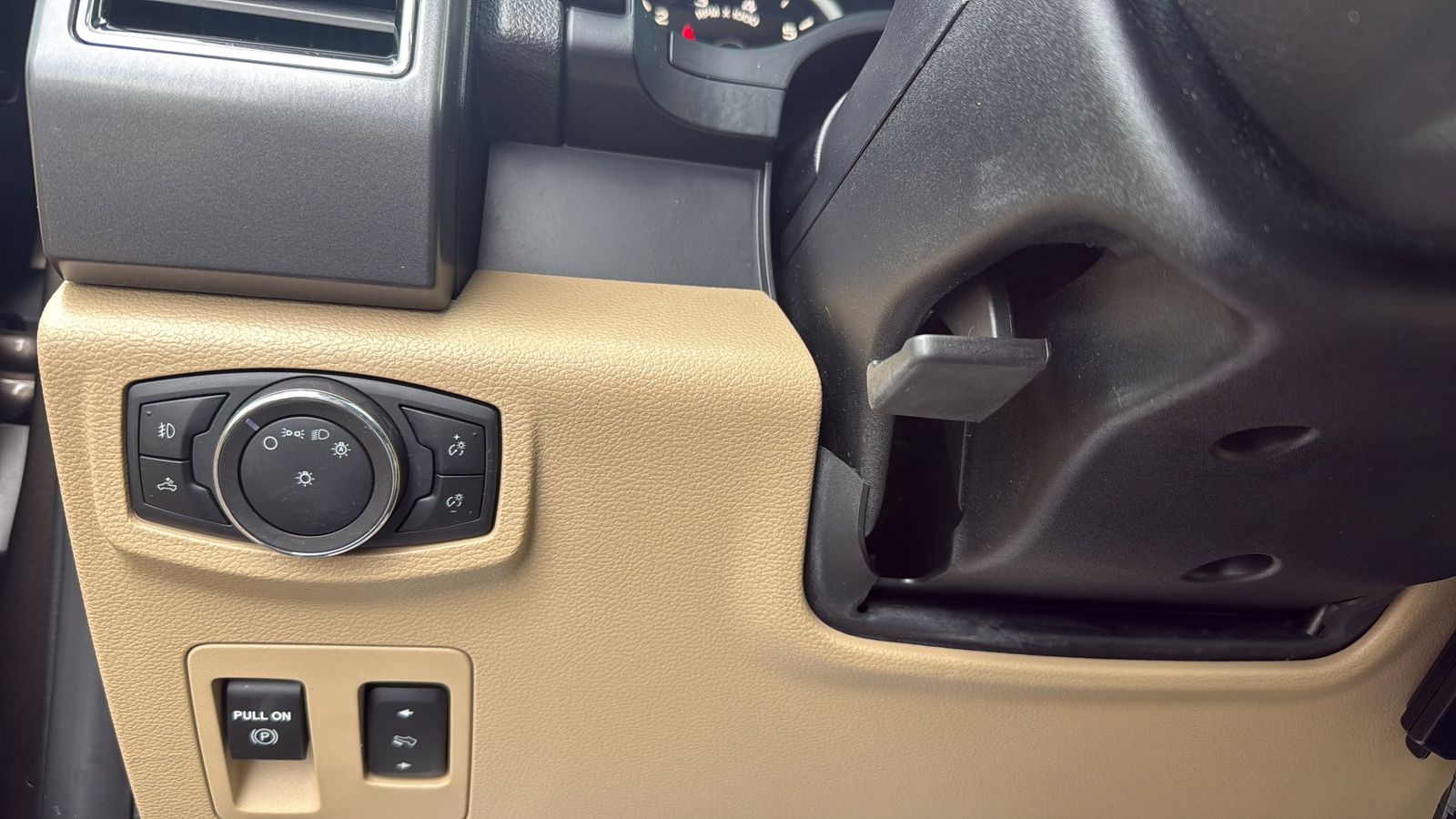 Used Car 2019 Ford F-150  Xlt For Sale Under $30,000 In Austin, Texas