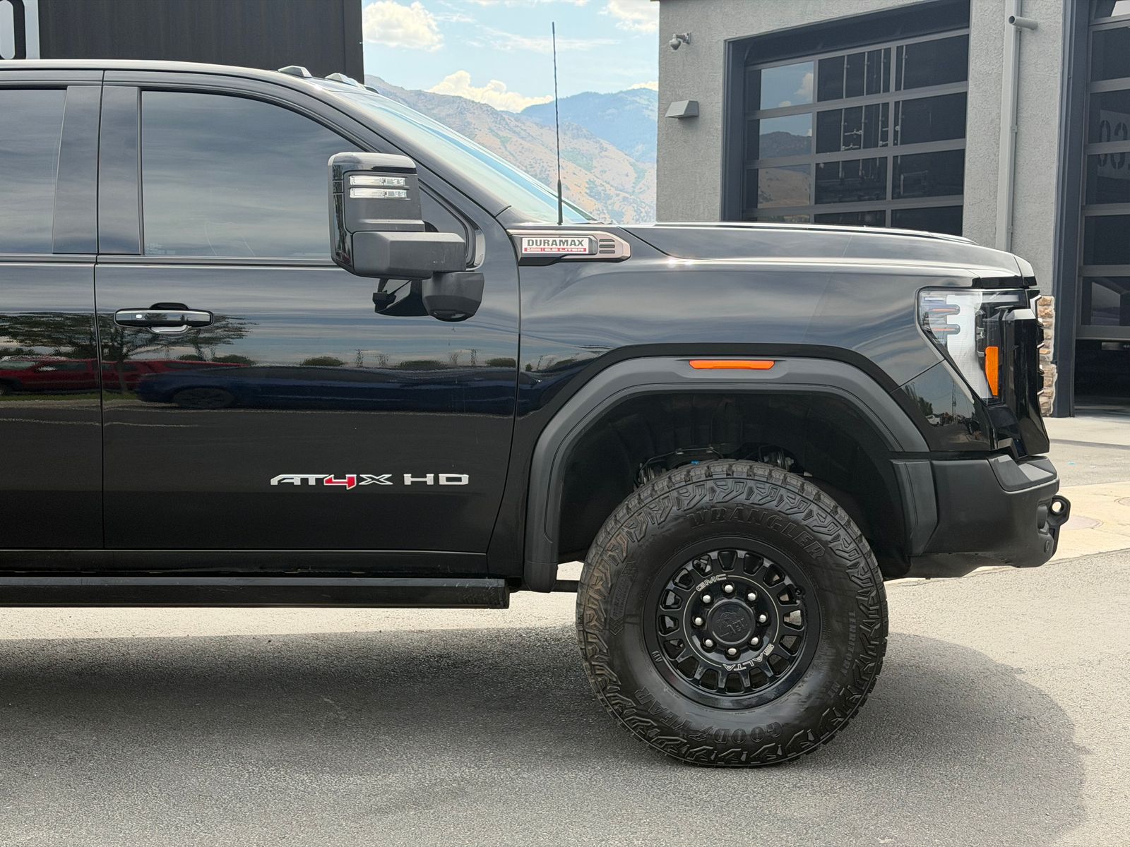 Used 2025 GMC Sierra 2500HD Truck