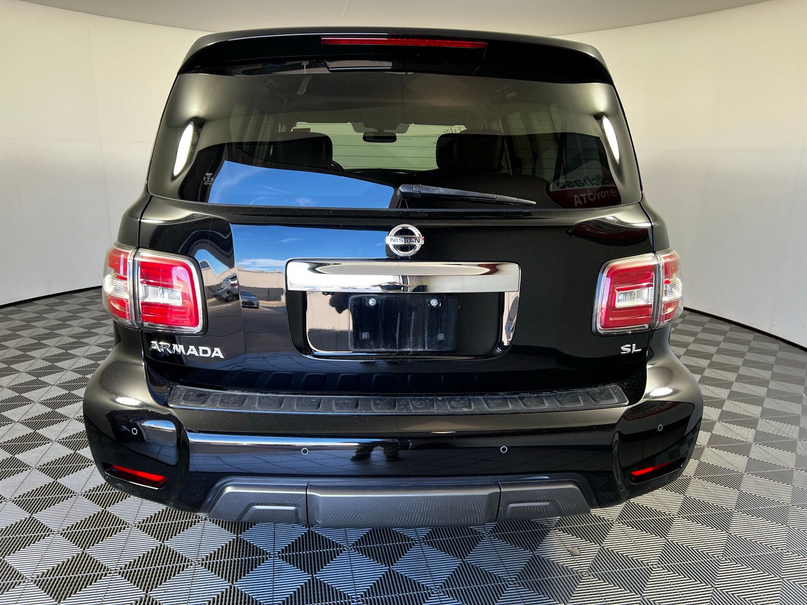 Thumbnail: 2020 Nissan Armada - 6