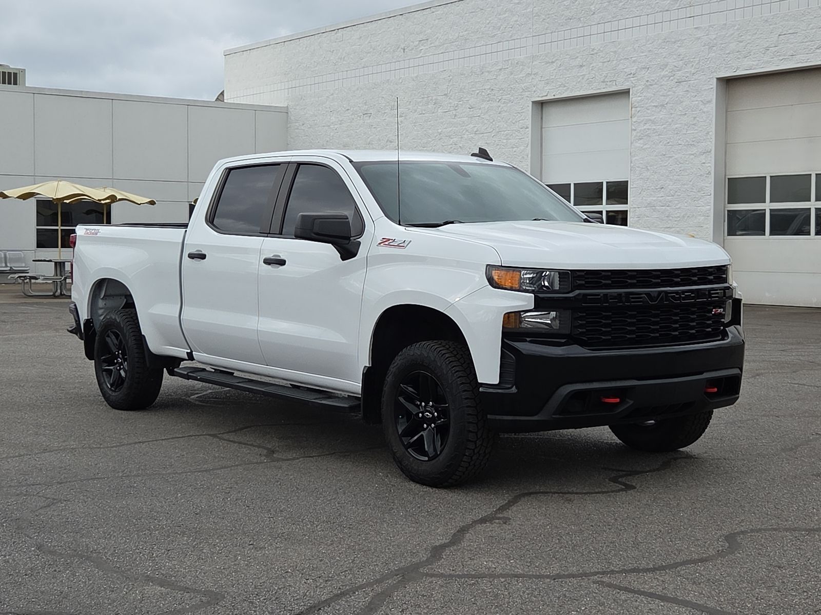2022 Chevrolet Silverado 1500 Custom Trail Boss Crew Cab 4WD