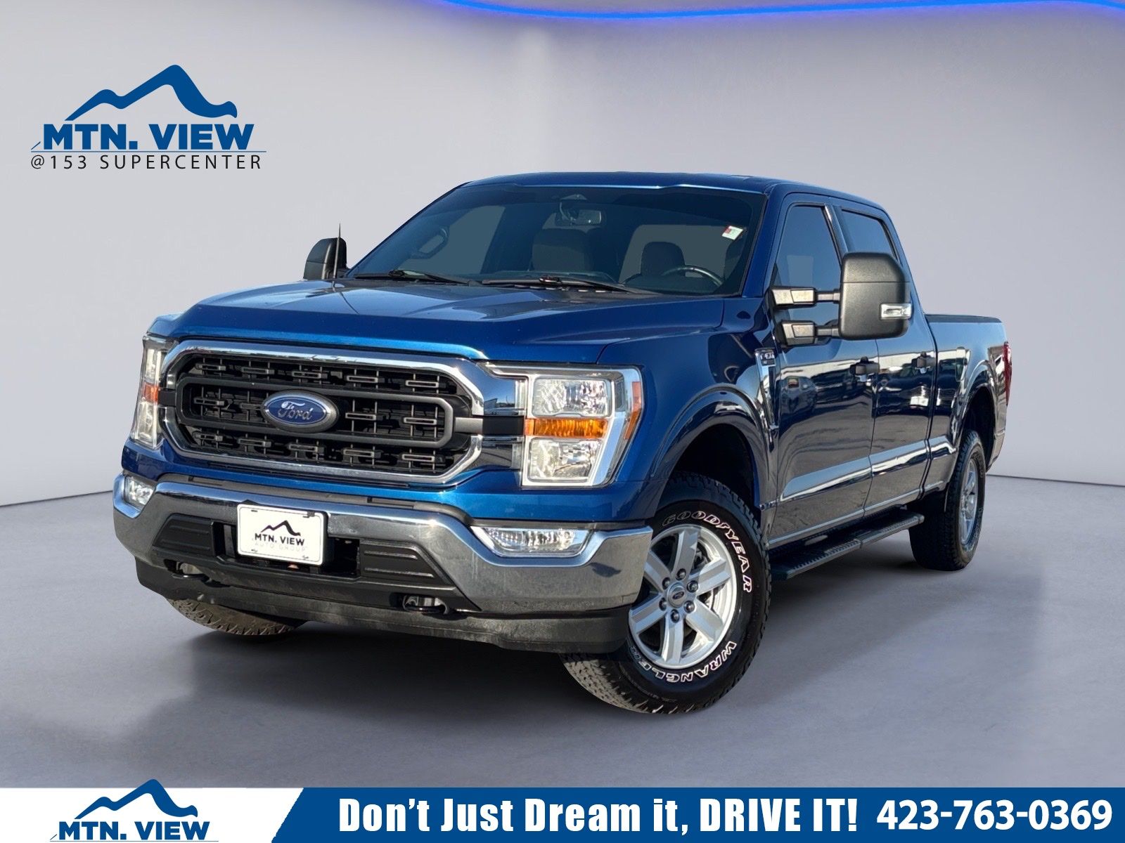 Blue Metallic 2022 Ford F-150 XLT SuperCrew 4WD Pickup Truck Four-Wheel Drive Automatic
