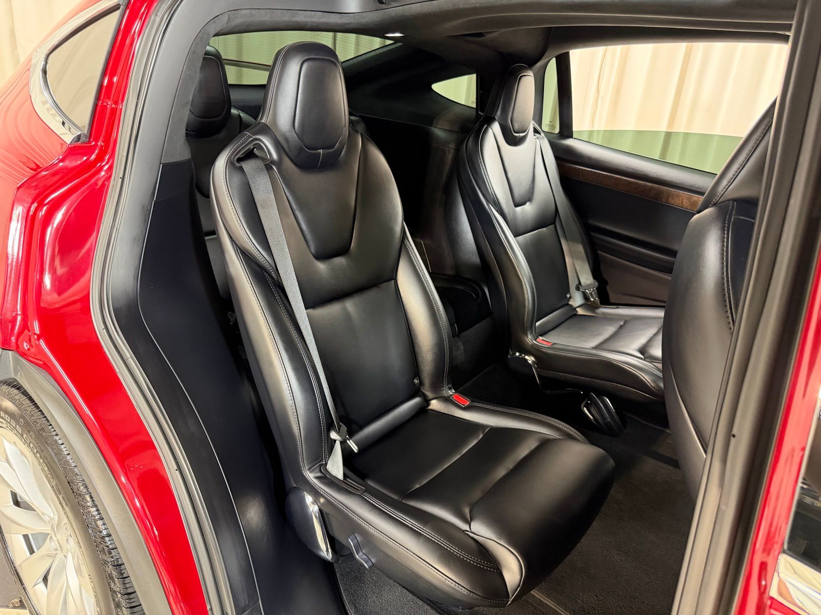 Used 2021  Tesla Long Range image 45