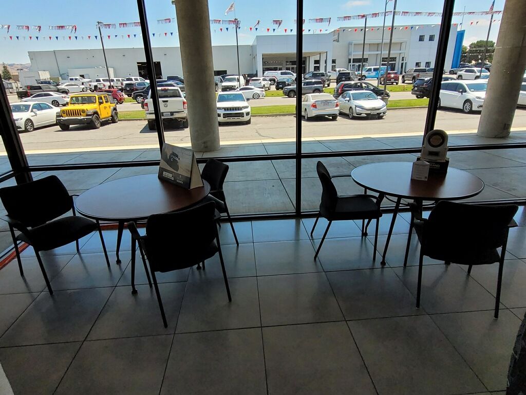 Used 2024 Silver Ford EcoBoost Premium image 36