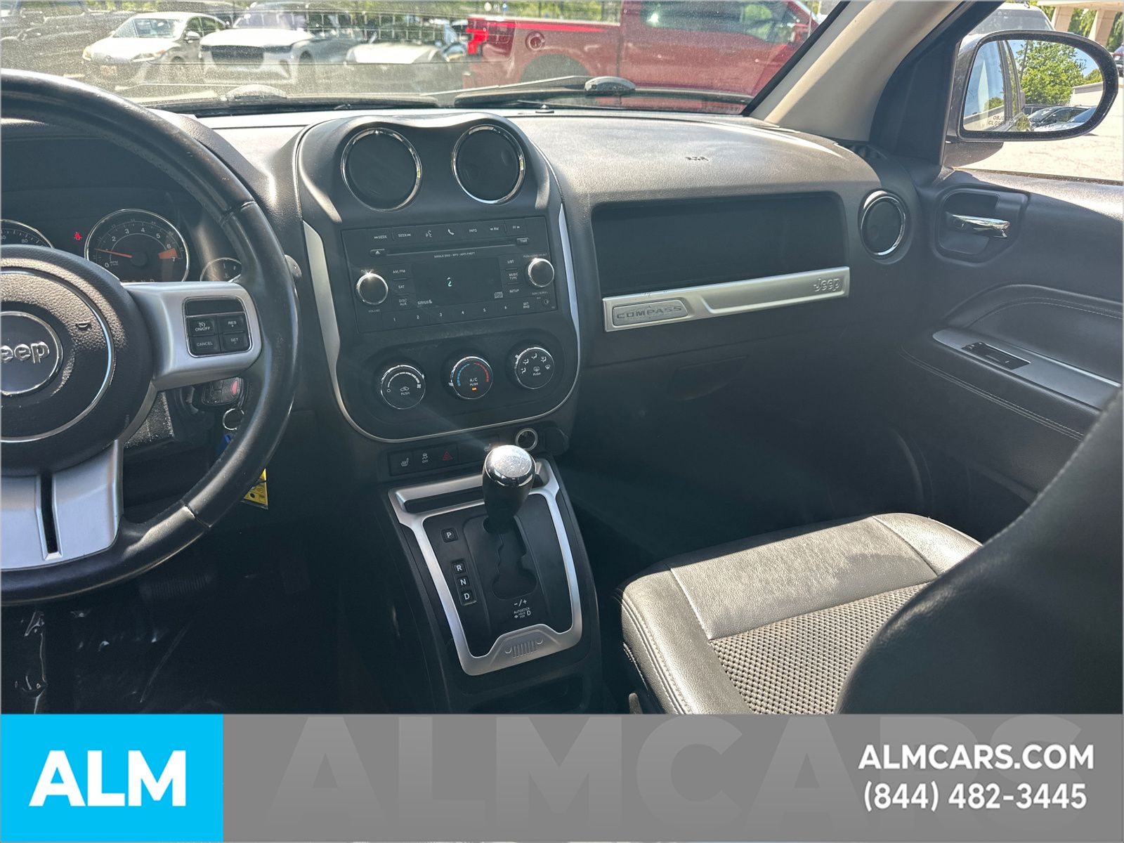 Used 2016 Granite Crystal Clearcoat Metallic Jeep Latitude image 17