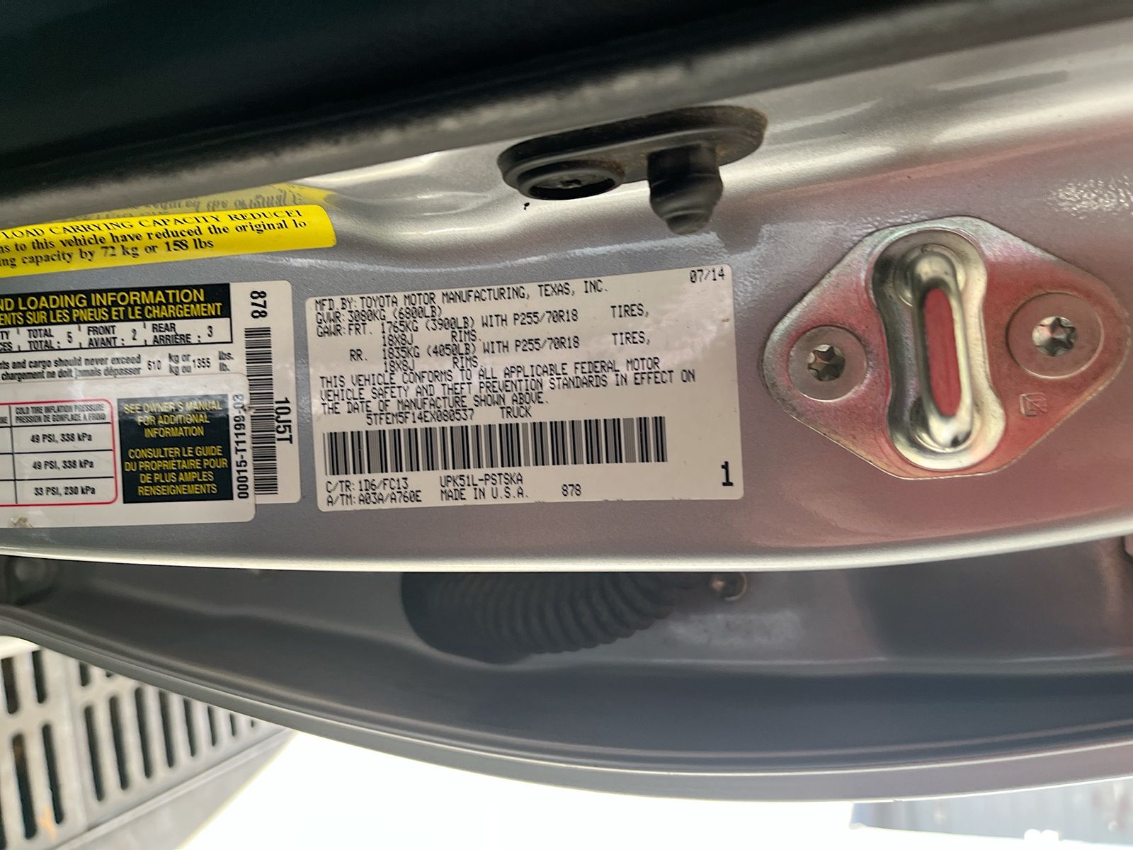 Used 2014 Silver Toyota SR5 image 30