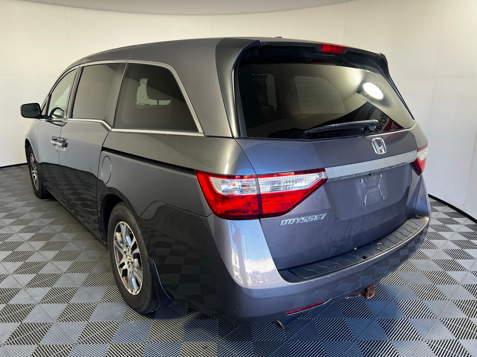 Thumbnail: 2012 Honda Odyssey - 7