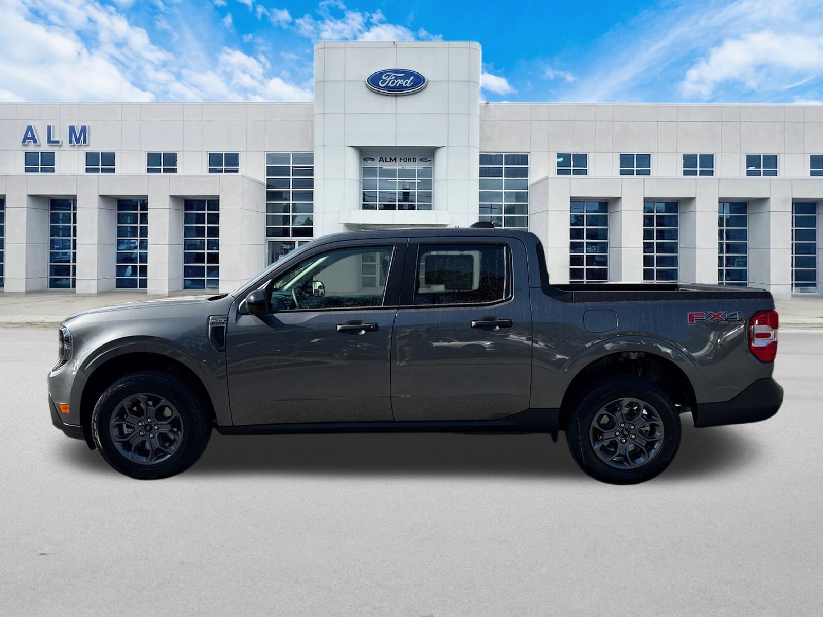 New 2026 Carbonized Gray Metallic Ford XLT image 9