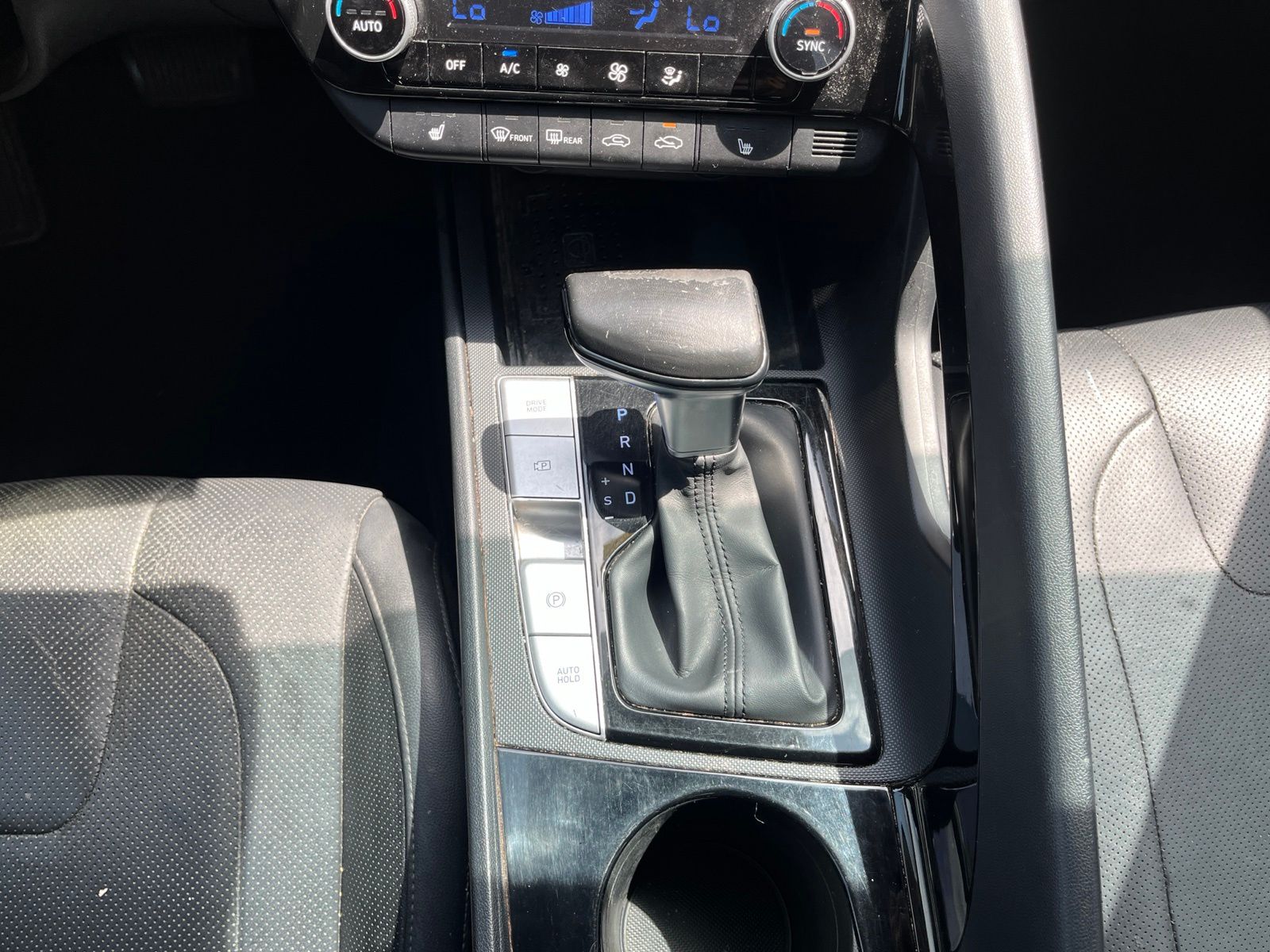 Used Car 2021 Hyundai Elantra  Limited For Sale Under $20,000 In Austin, Texas