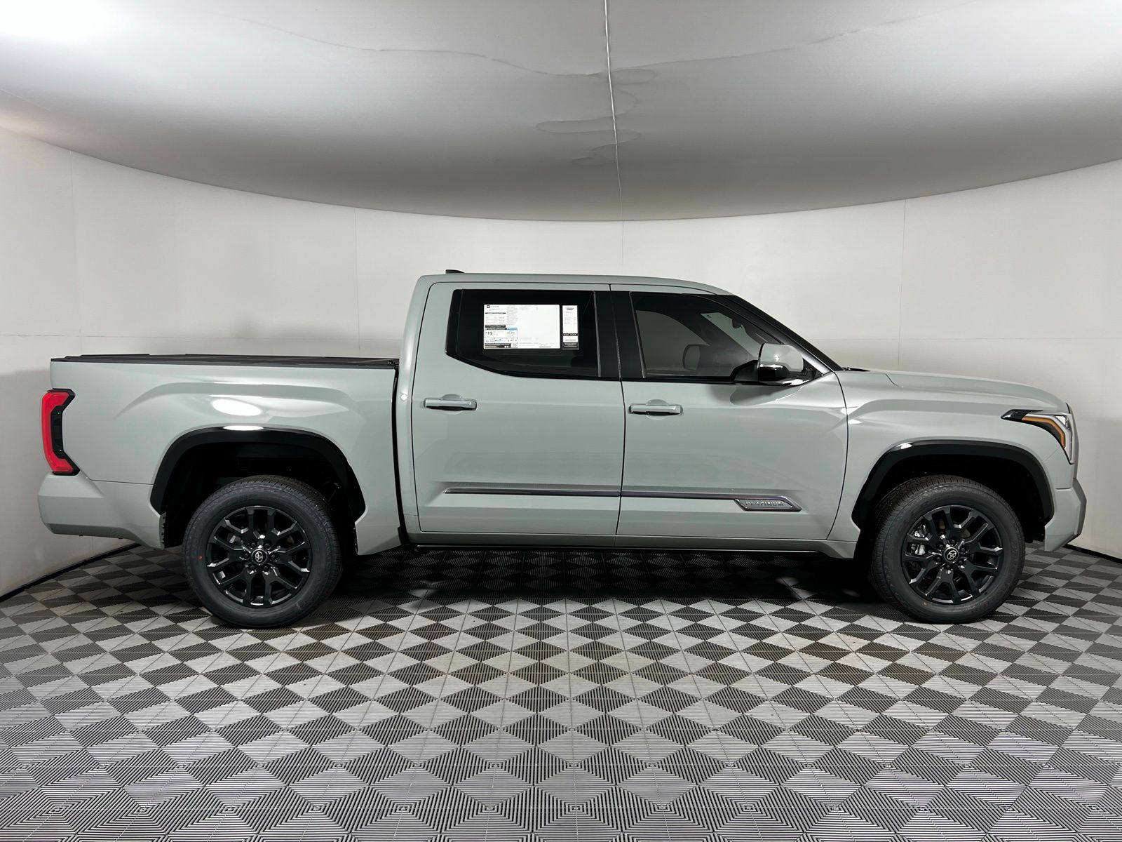 2025 Toyota Tundra Platinum 3