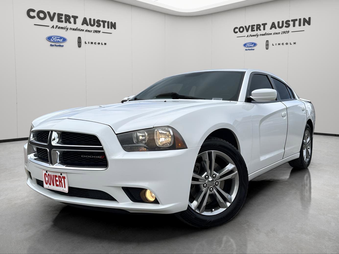White 2013 Dodge Charger SXT AWD Sedan All-Wheel Drive 8-Speed Automatic