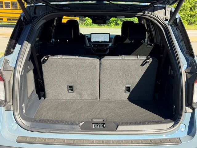New 2026 Vapor Blue Metallic Ford ST MANAGER DEMO image 12
