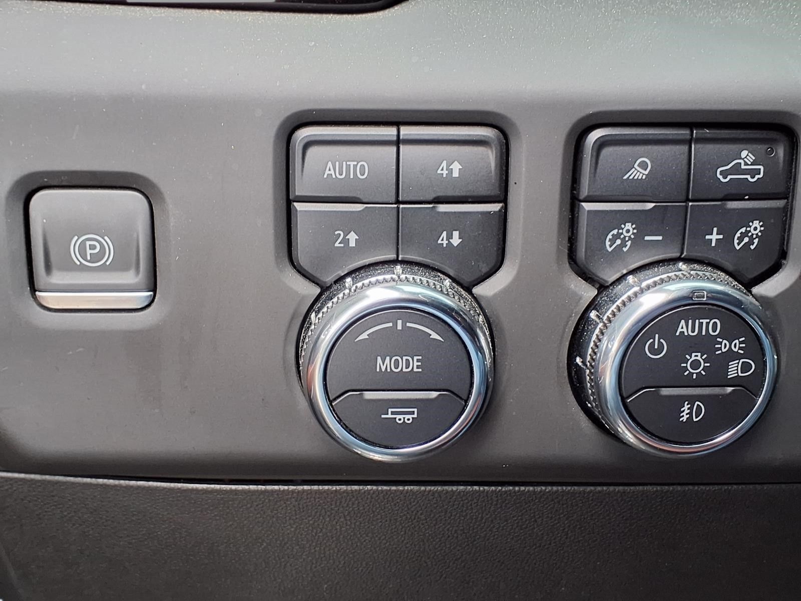 2024 GMC Sierra 2500HD Denali Ultimate White at EAG Ford Navasota