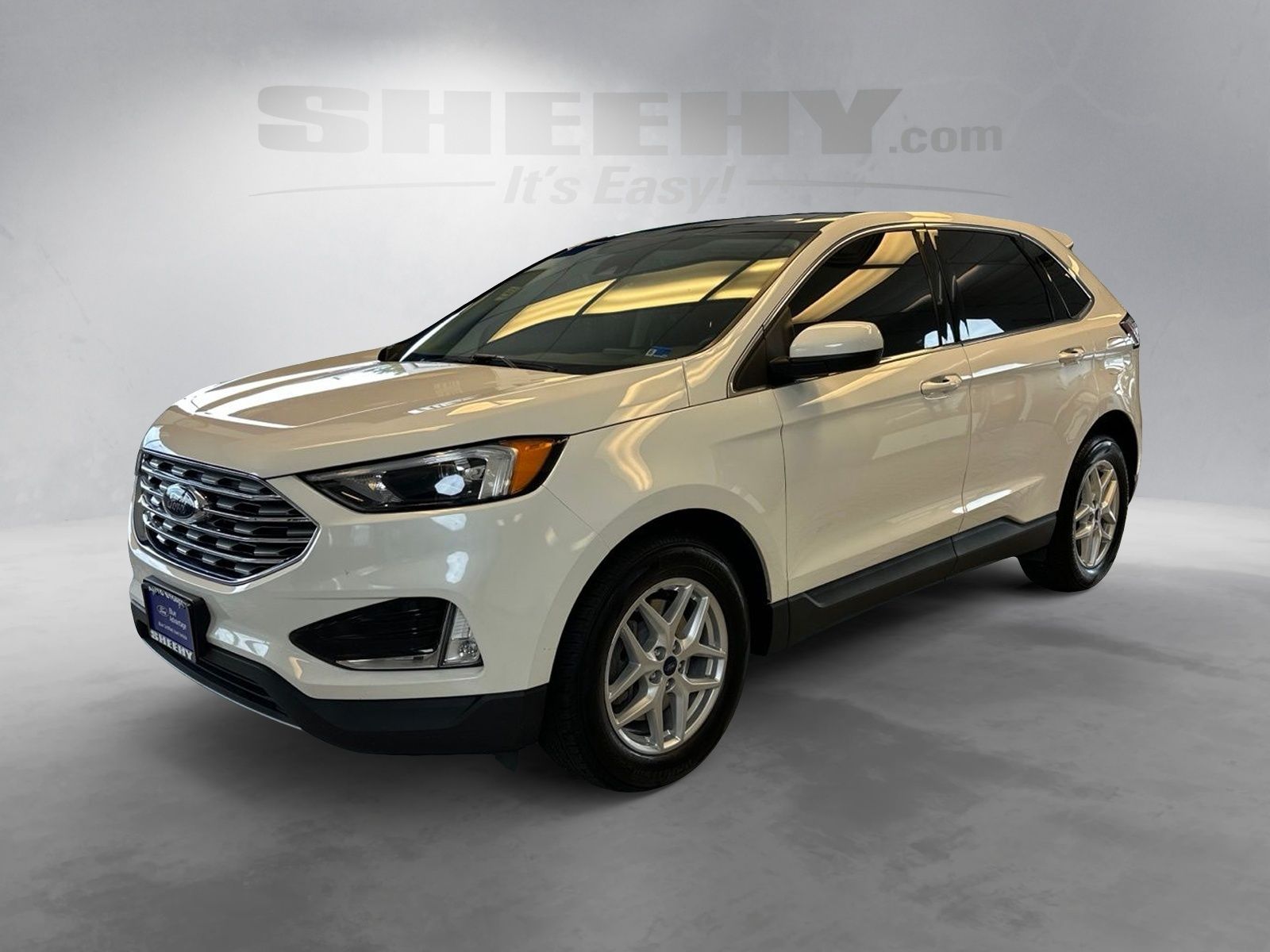 Certified Used 2022 Star White Ford SEL image 18
