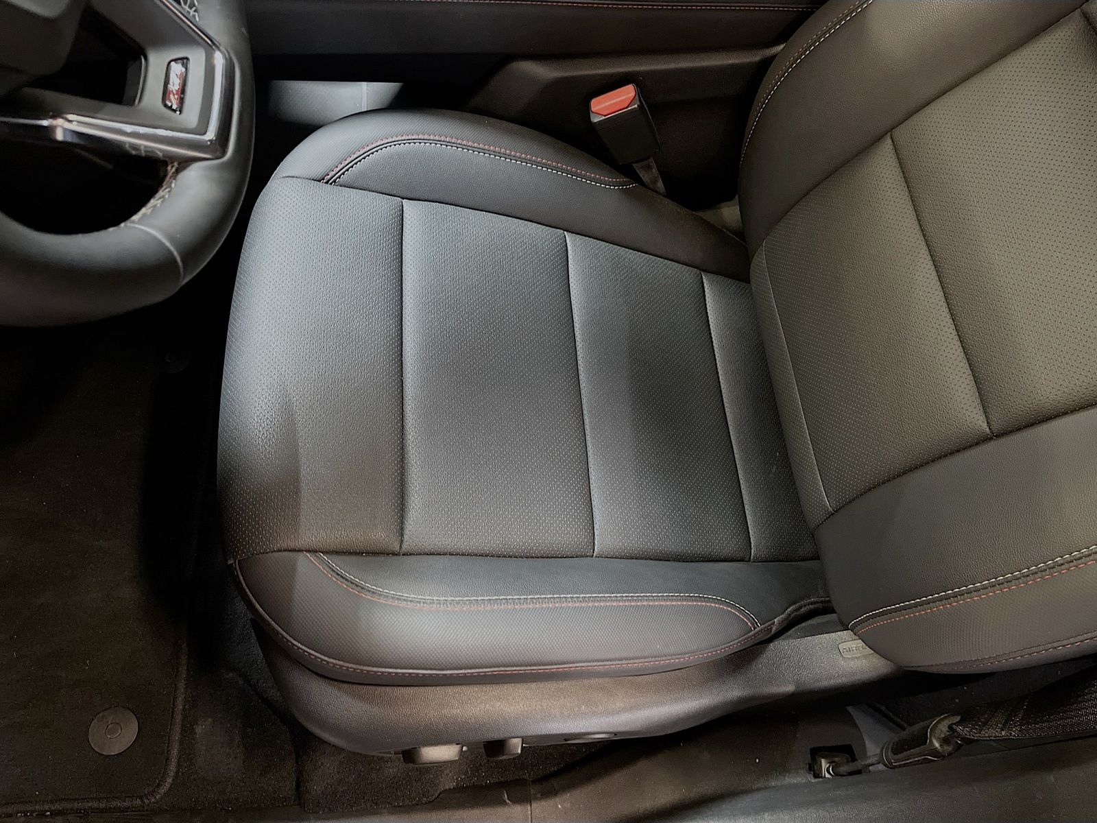 Used 2025 Black Chevrolet Z71 image 19