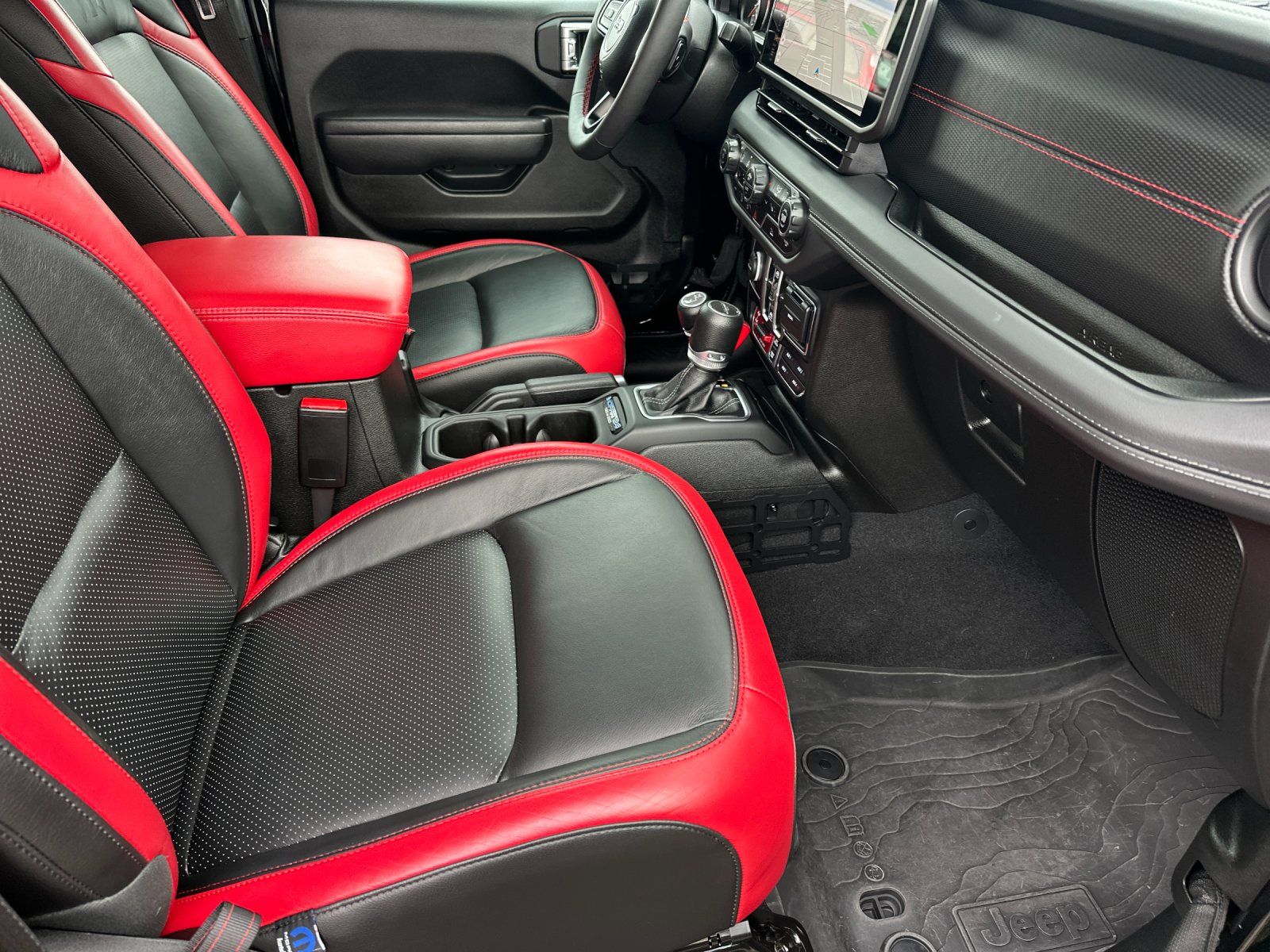 used 2024 Jeep Gladiator car, priced at $44,998