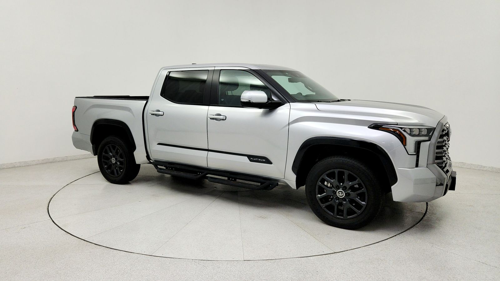 Used 2024 Silver Toyota Platinum image 9
