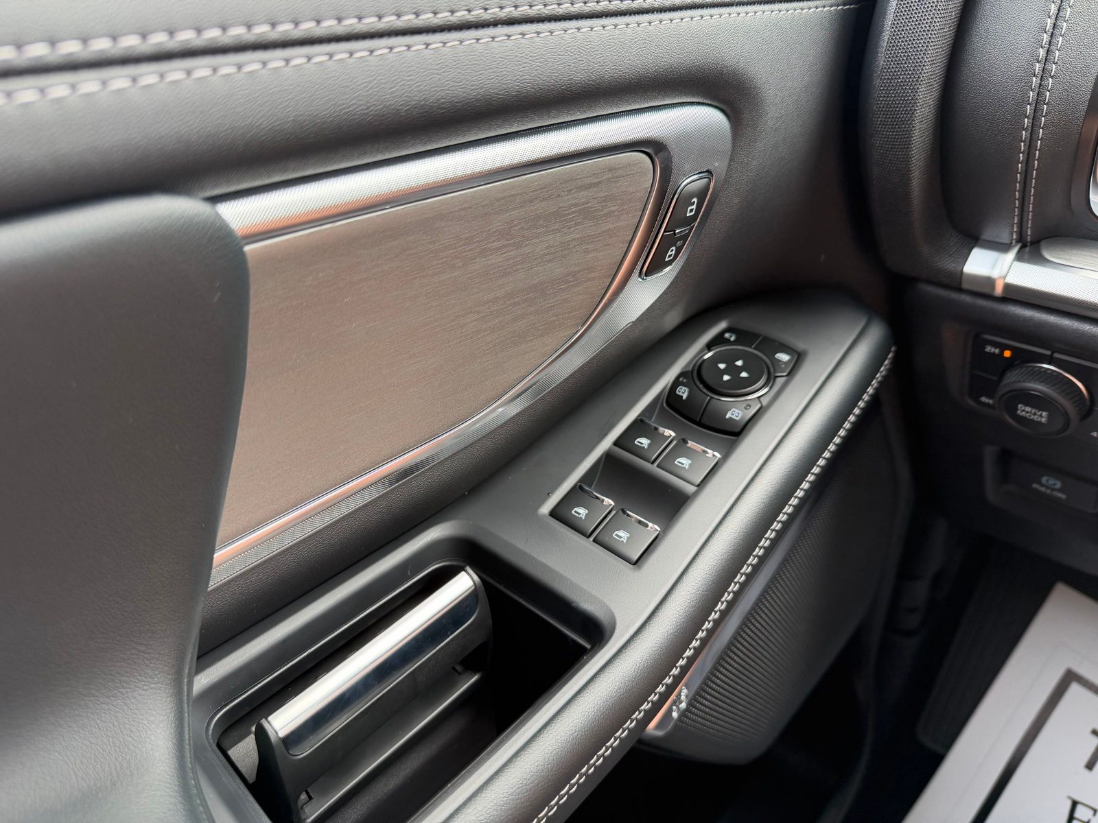 2026 Ford Expedition image 26