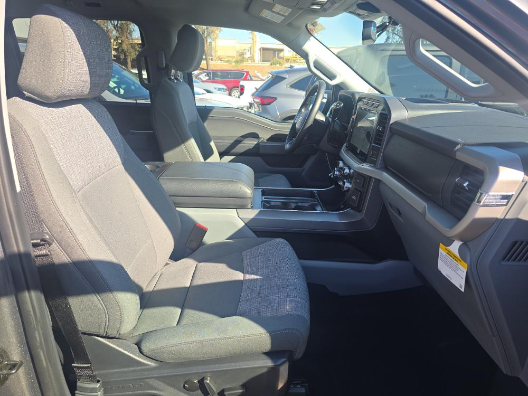 Used 2023 Gray Ford XLT image 8