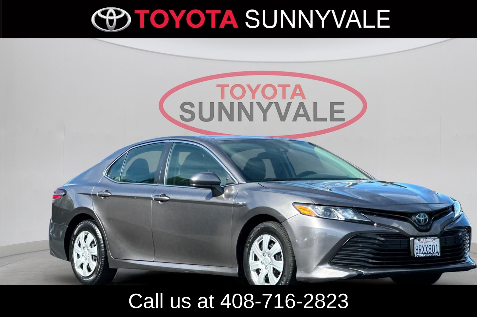 Used 2020 Toyota Camry Hybrid Sedan