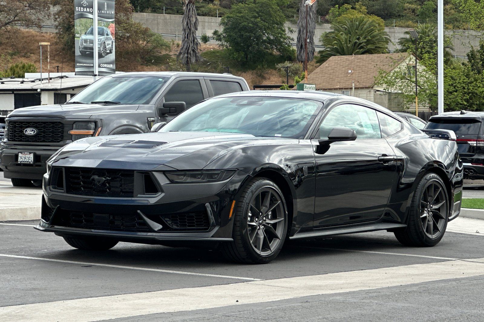 View vehicle photo 7