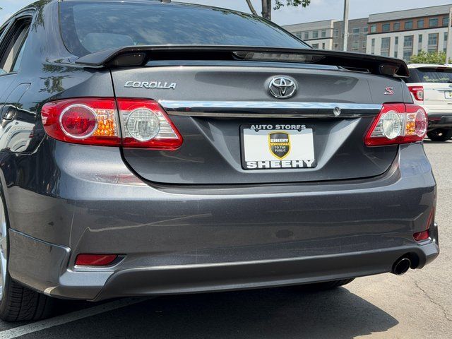 Used 2011 Magnetic Gray Metallic Toyota S image 27