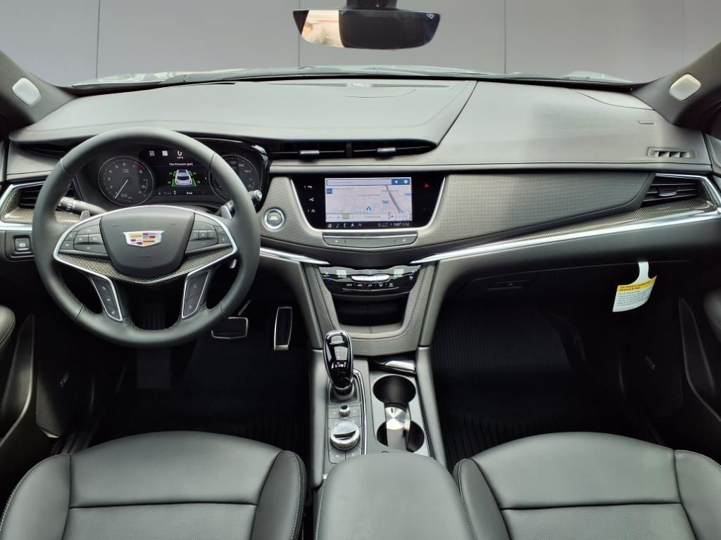 2025 Cadillac XT5 Sport - 6