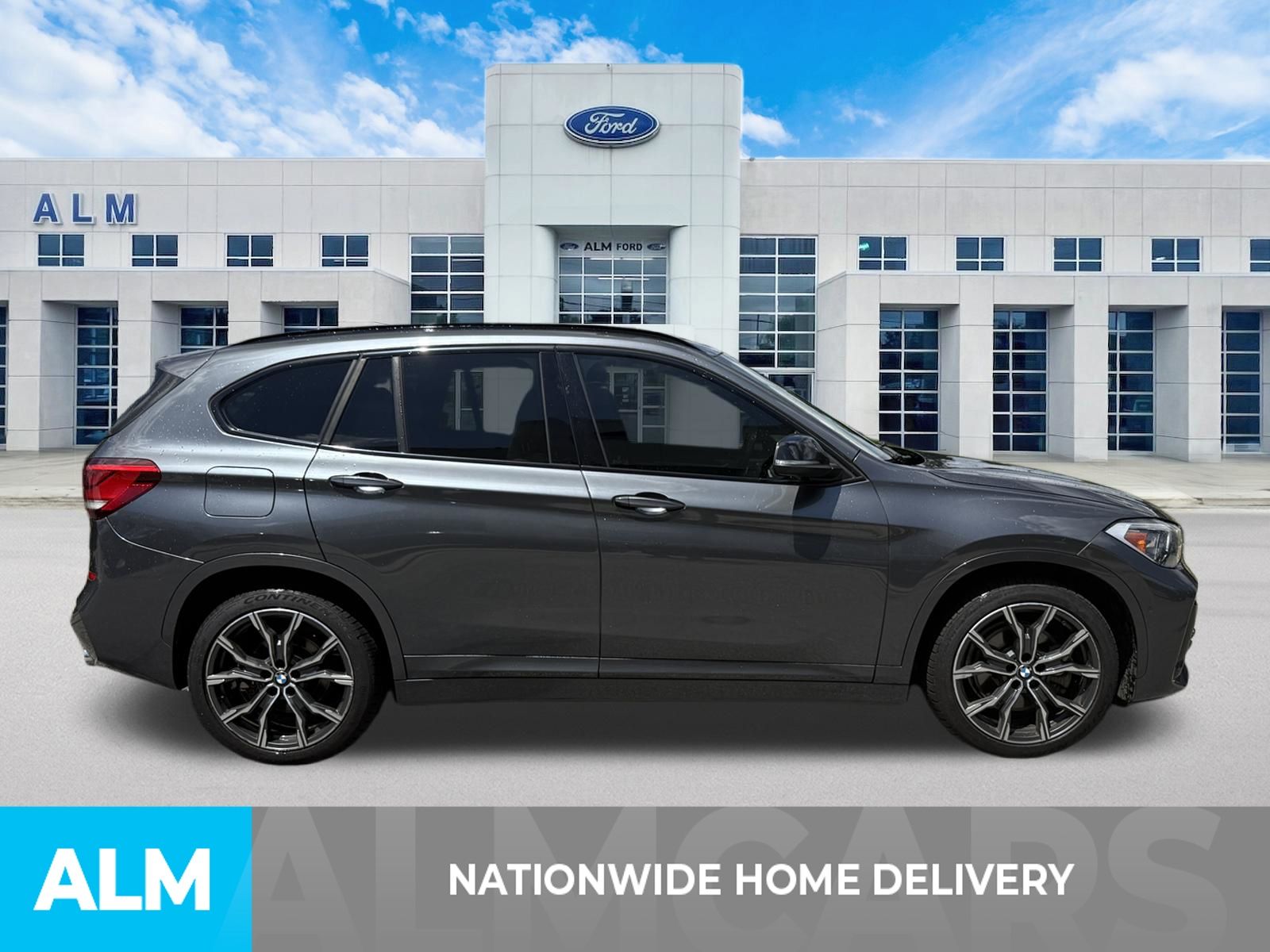 Used 2020 Gray BMW sDrive28i image 4