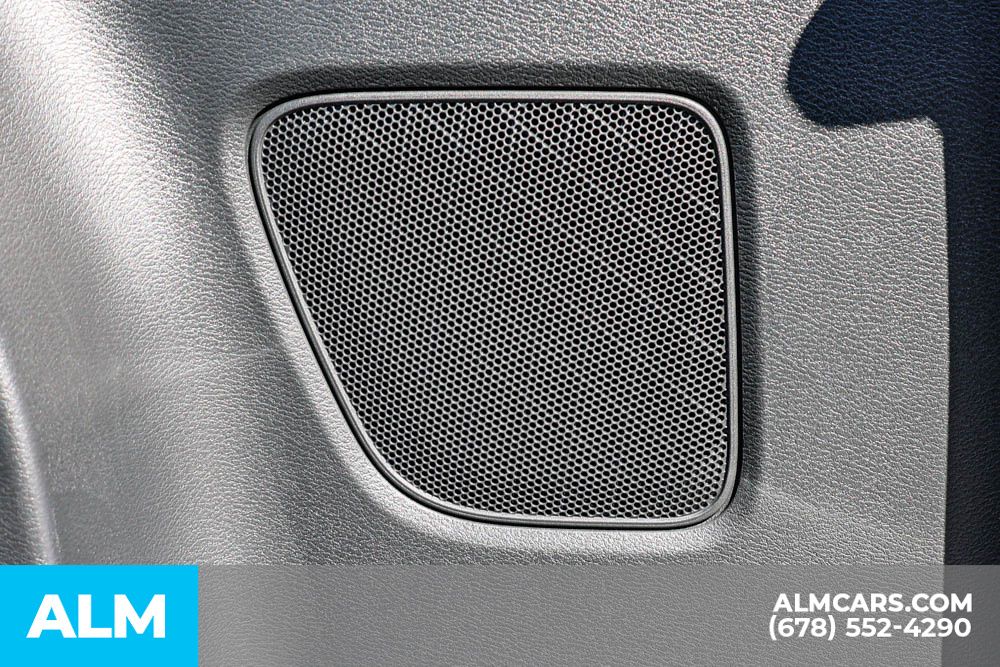 2025 Nissan Frontier SV photo 49