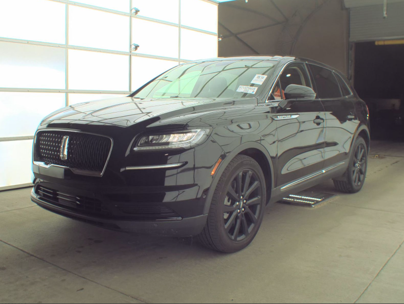 Lincoln Nautilus Reserve AWD