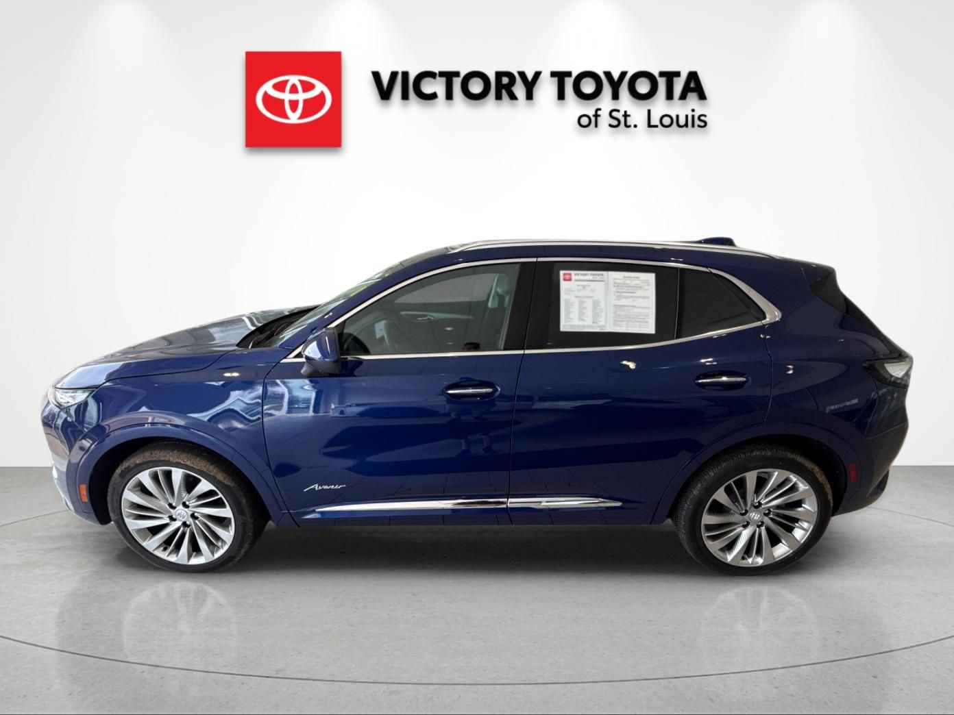 View vehicle photo 6