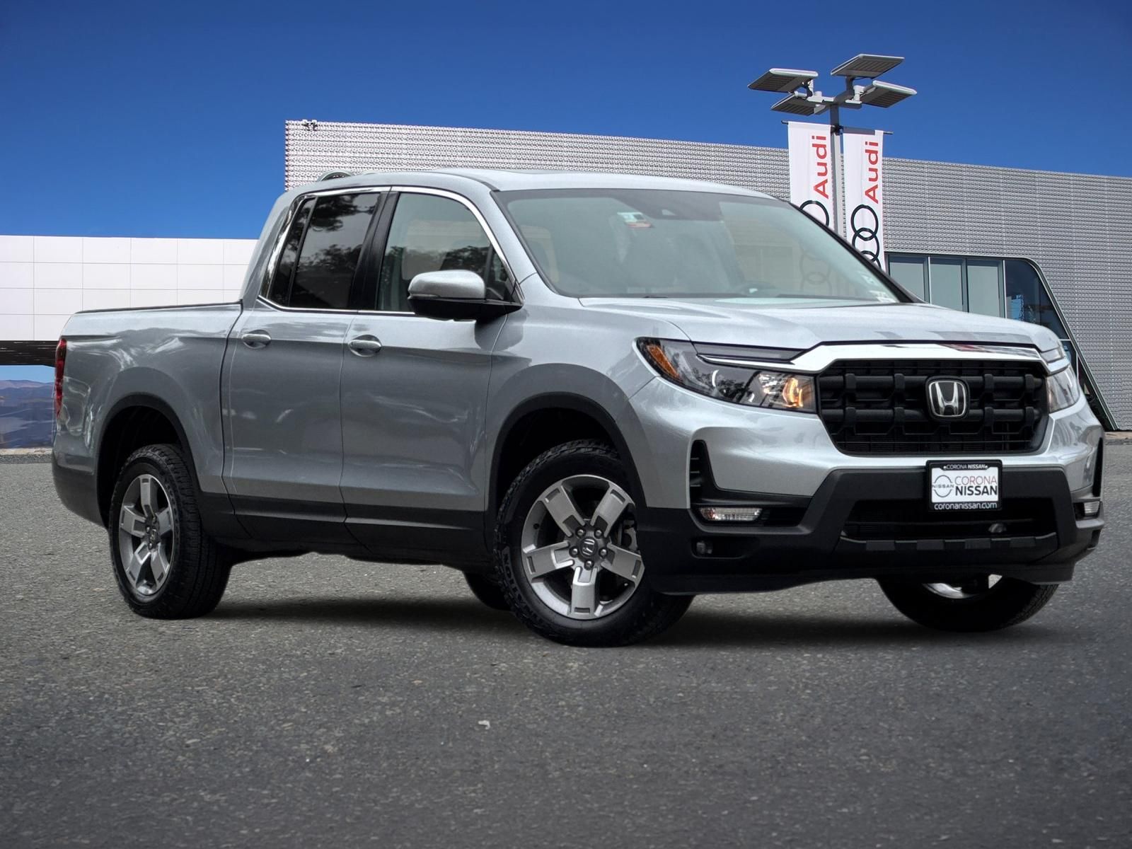 Black 2025 Honda Ridgeline Pickup Truck All-Wheel Drive 9-Speed Automatic