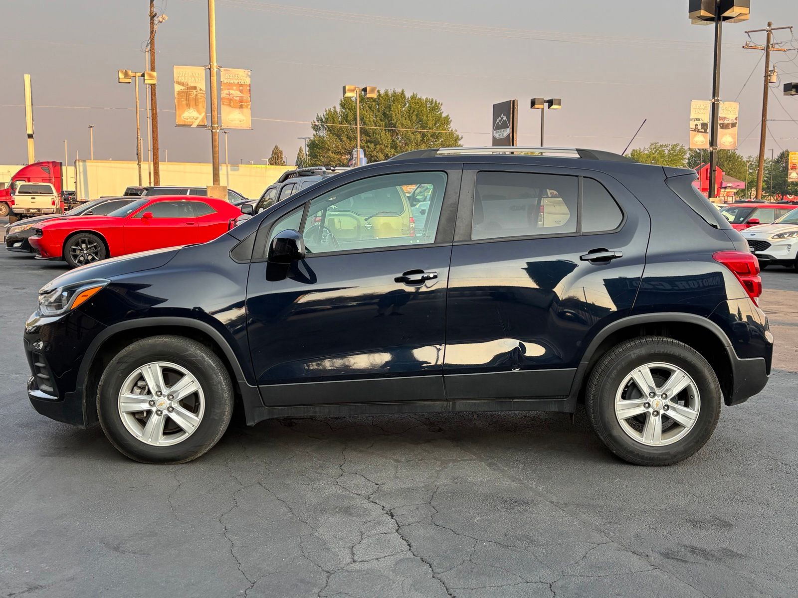 Used 2021 Chevrolet Trax SUV