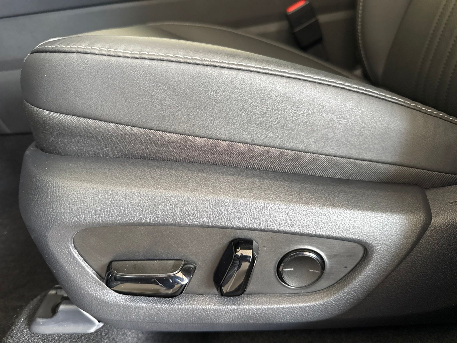 Used 2025 Gray Lexus 350 Premium image 29