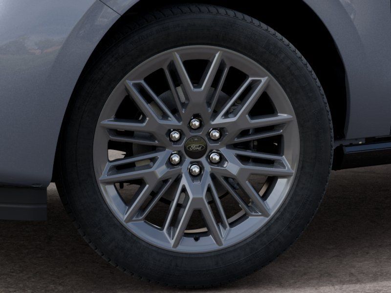 New 2027 Gray Ford Platinum image 17