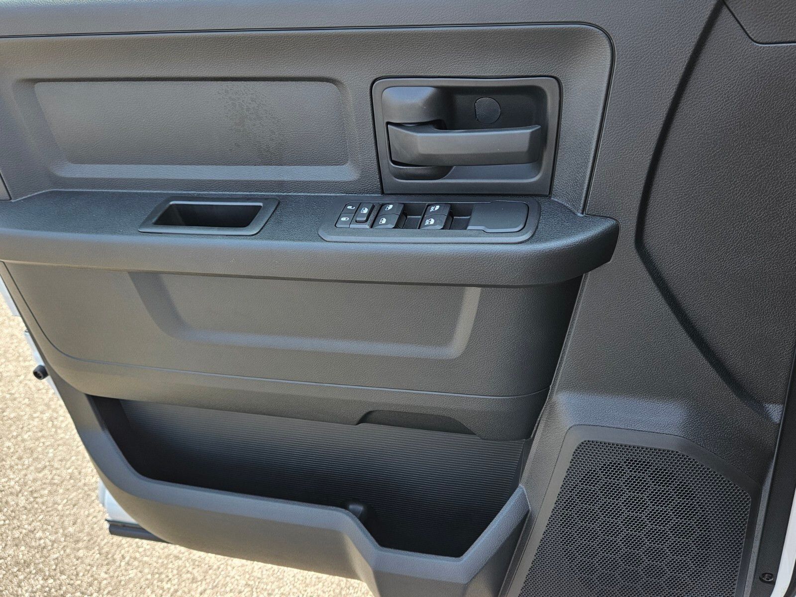 2025 Ram 3500 Tradesman photo 15