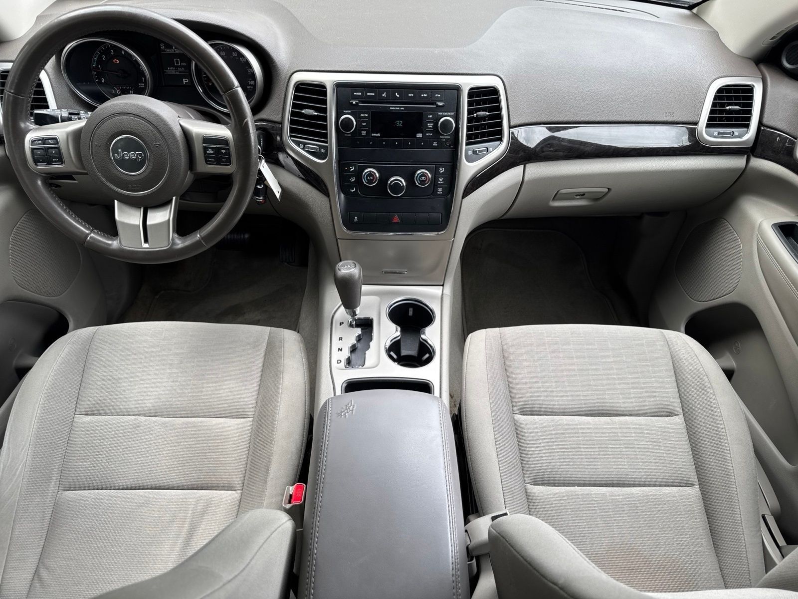 Used 2012 Brilliant Black Crystal Pearlcoat Jeep Laredo image 3