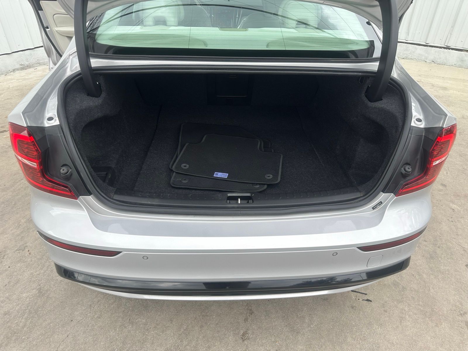 Used Car 2023 Volvo S60  B5 Plus Dark Theme For Sale Under $25,000 In Austin, Texas