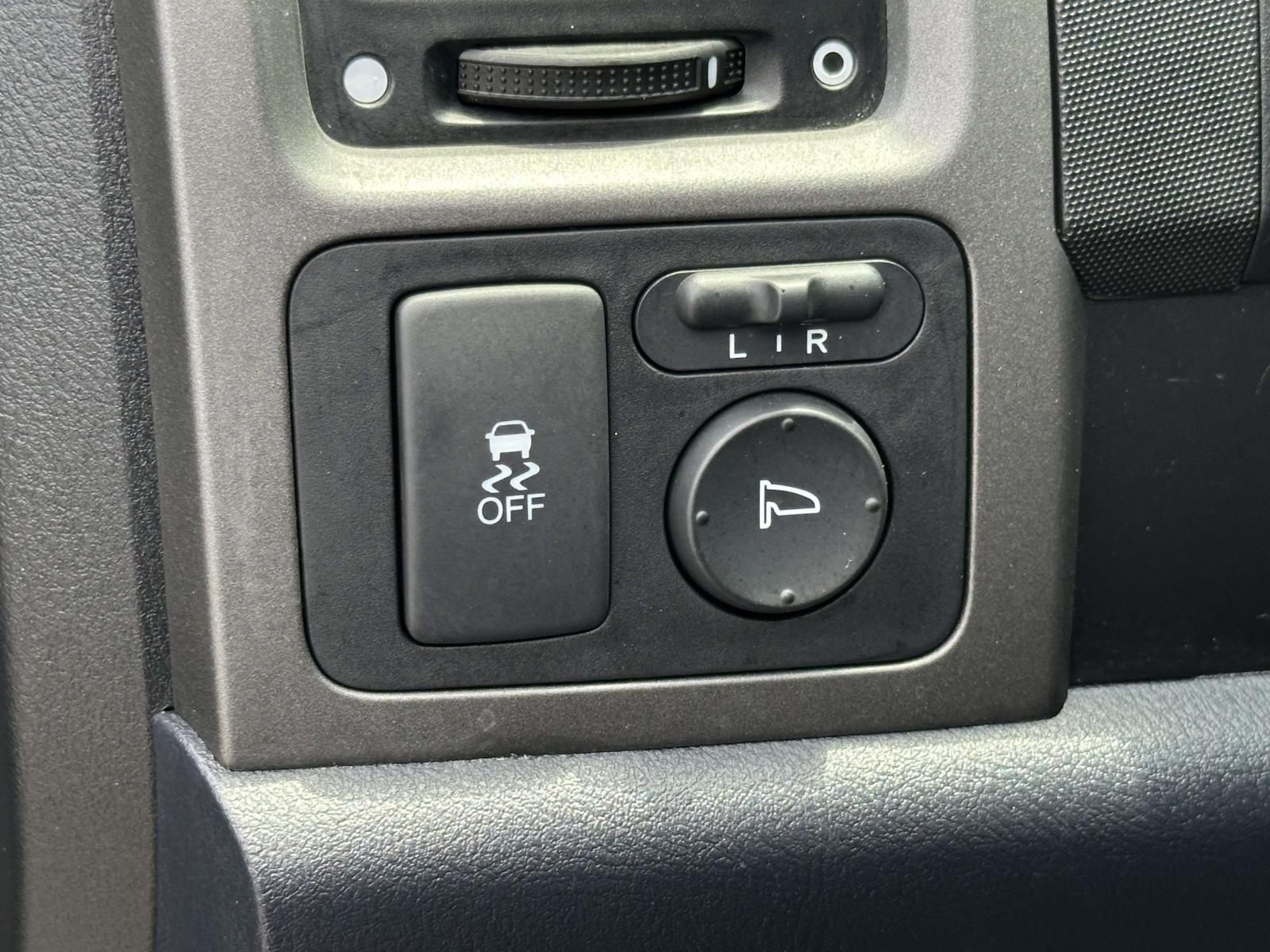 Used 2011 Black Honda EX image 19
