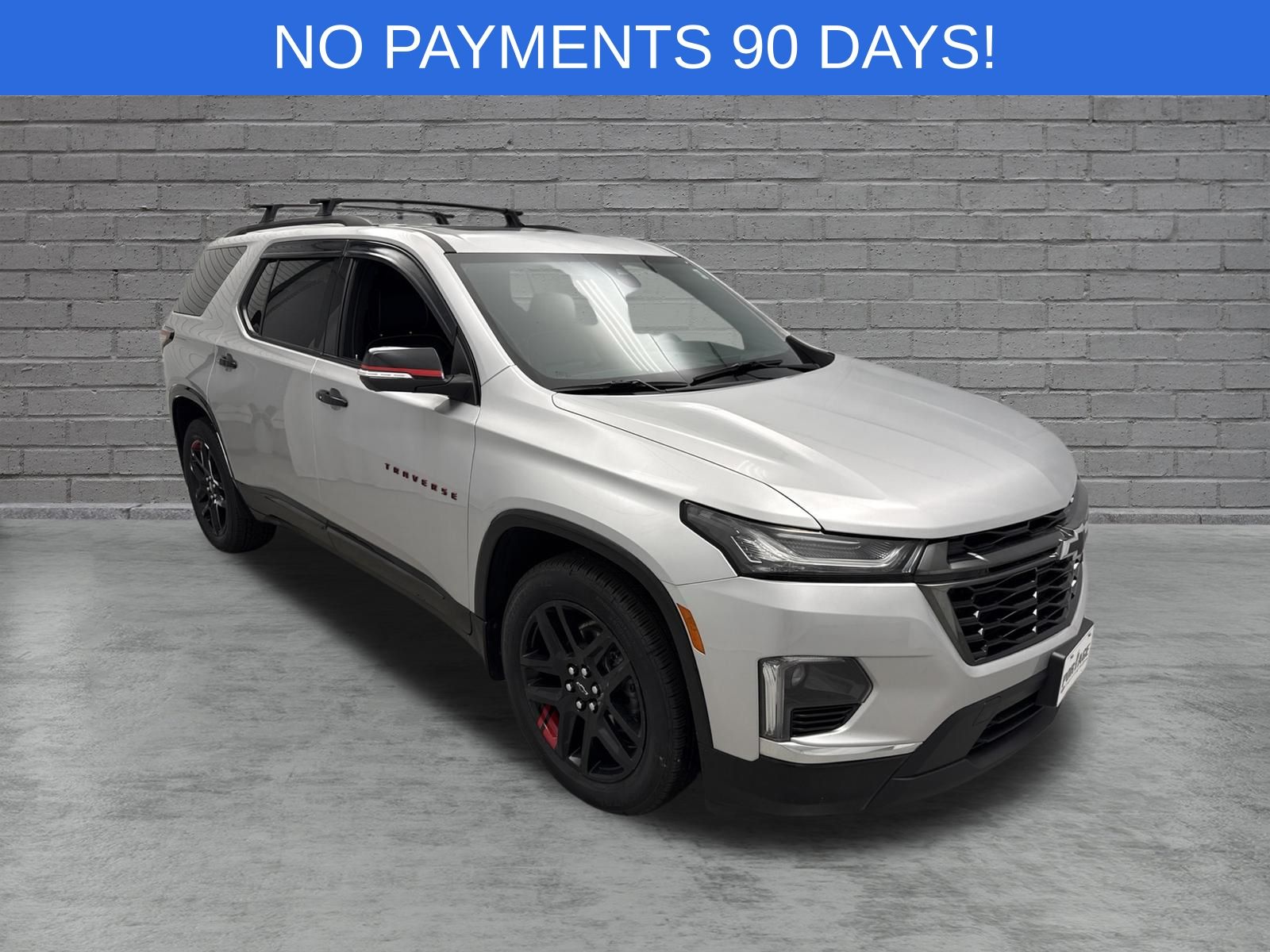 Silver Ice Metallic 2022 Chevrolet Traverse SUV / Crossover Four-Wheel Drive 9-Speed Automatic